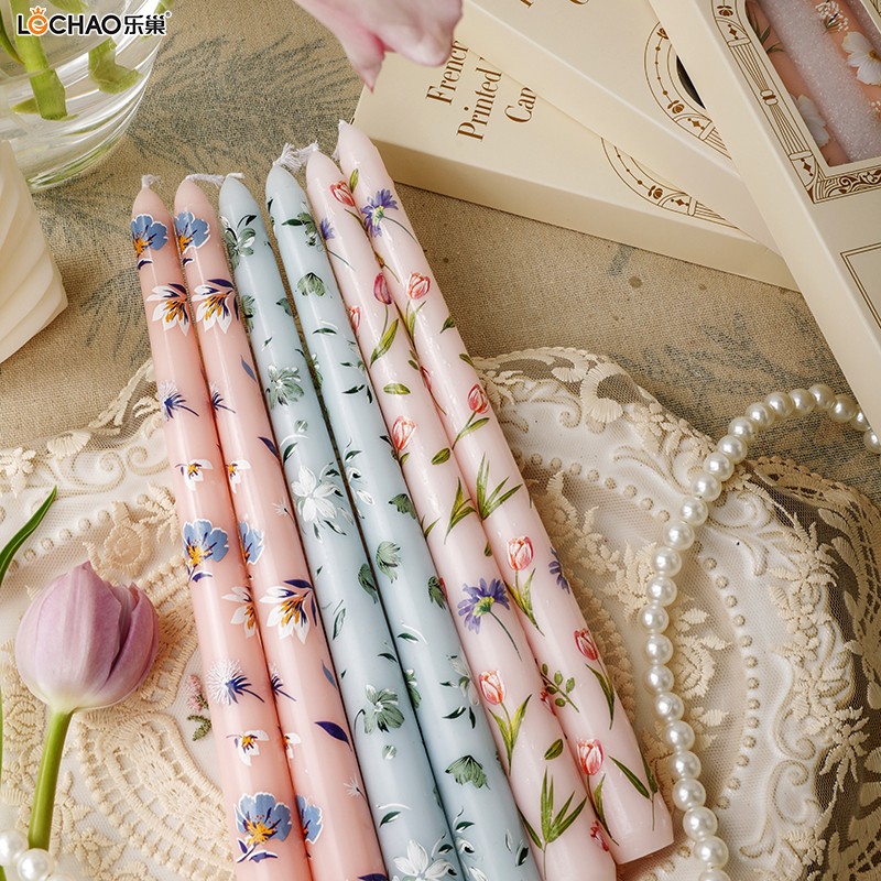 25cm long candle with printed candlestick