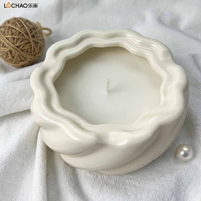 Large Wave Pattern Ceramic Cup Scented Candle