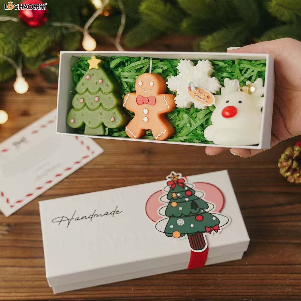 Christmas style scented candles