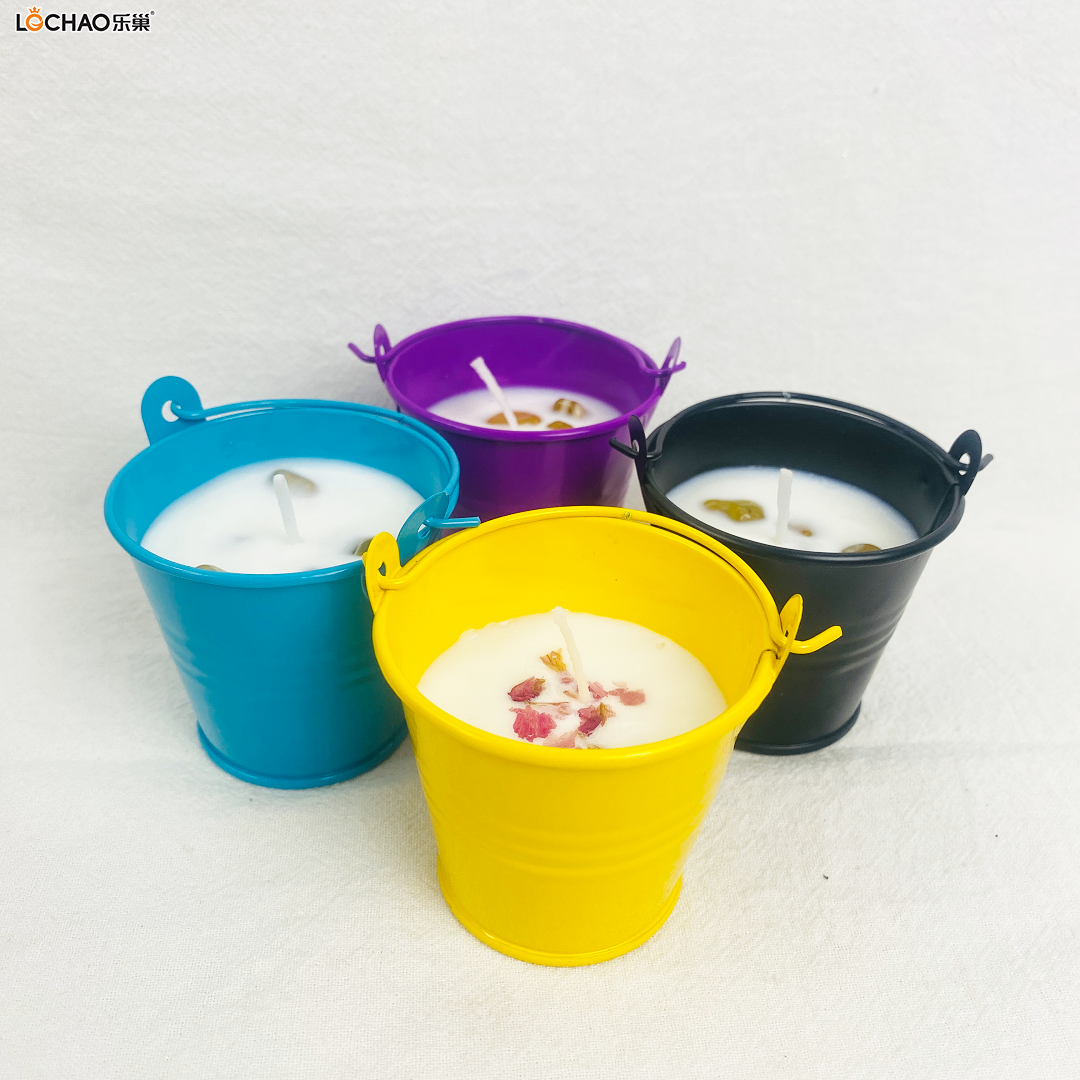 Small Round Dried Flower Scented Candle